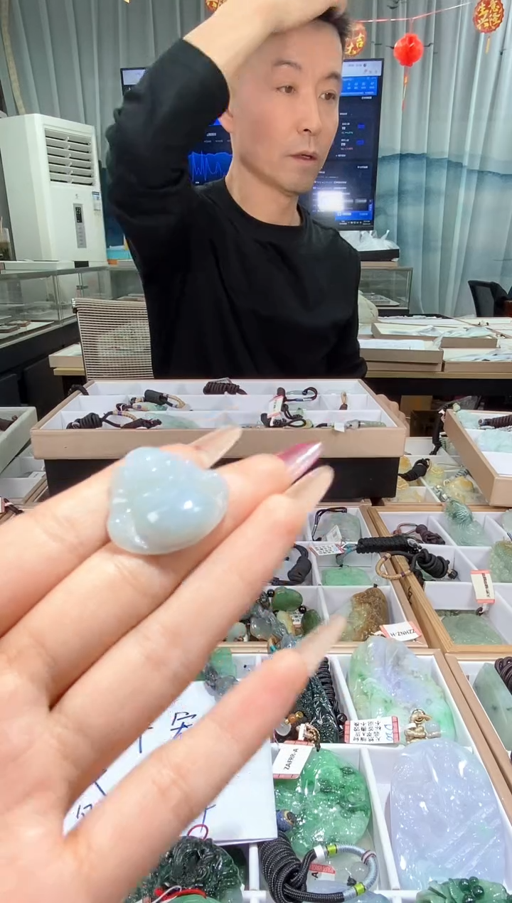 【闪购商品】翡翠颈饰未镶嵌天然缅甸翡翠A货未镶嵌