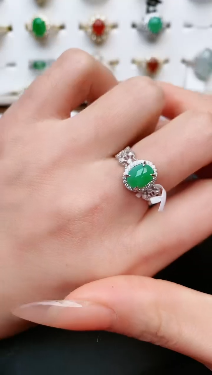 【闪购商品】翡翠戒指银S925镶嵌.....