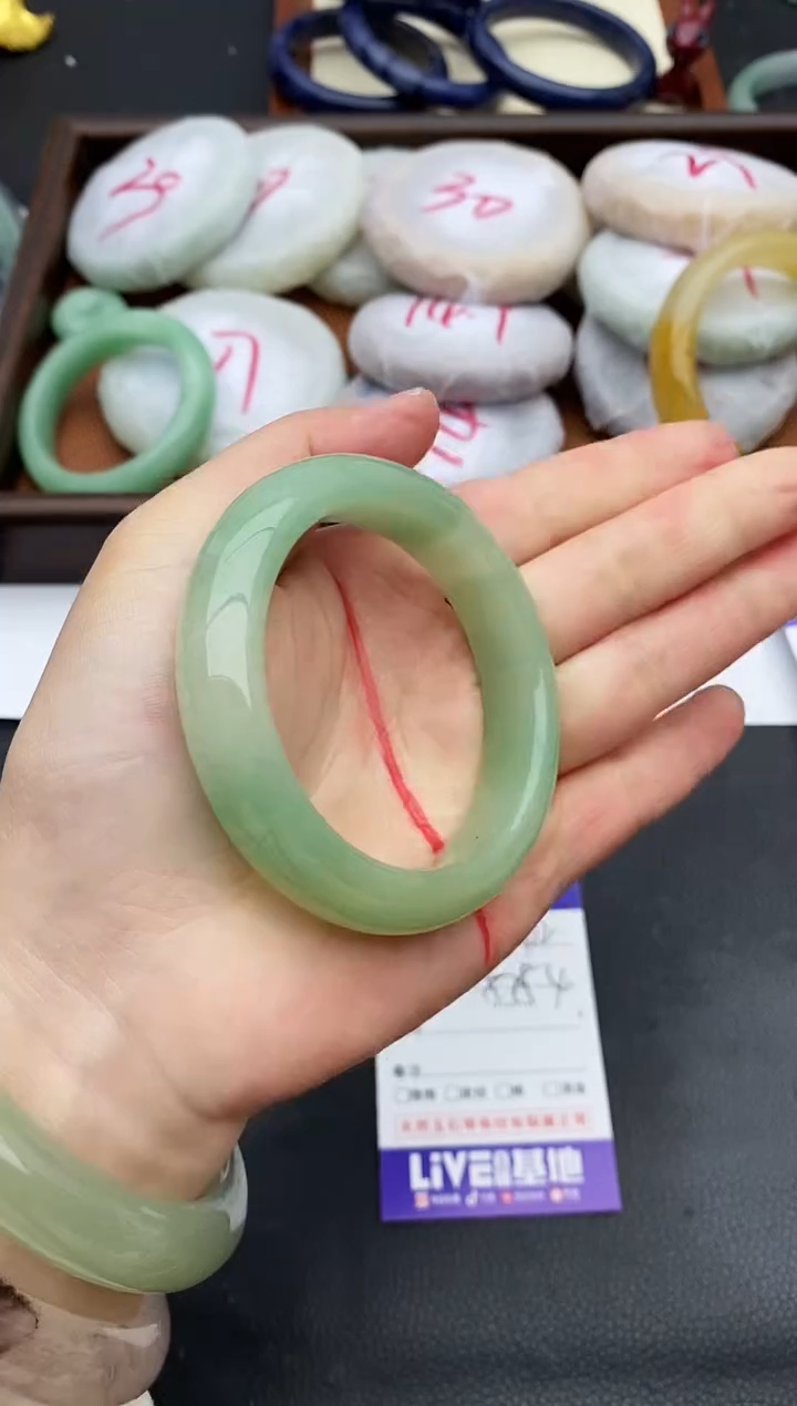 未镶嵌手镯石英质玉242+53/54