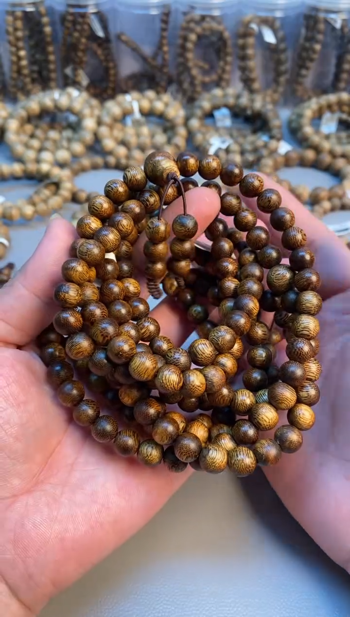 沉香手串海南莺歌绿圆珠长串微瑕0.9多样性发其一