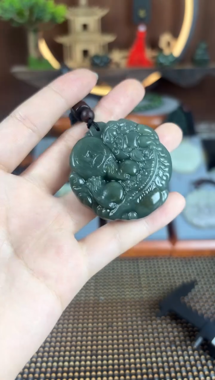 【闪购商品】和田玉颈饰未镶嵌1