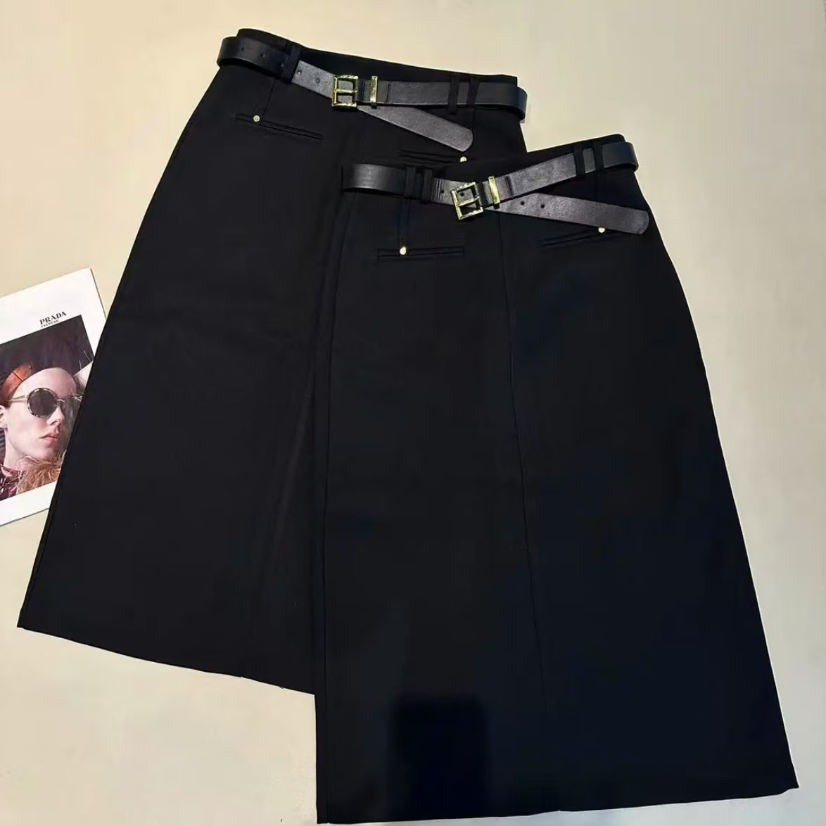 【韩紫朵】2025新品纯色腰带款开叉半身裙6808