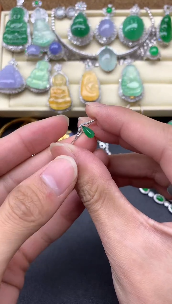 【闪购商品】翡翠戒指18K金镶嵌73-中国好珍宝