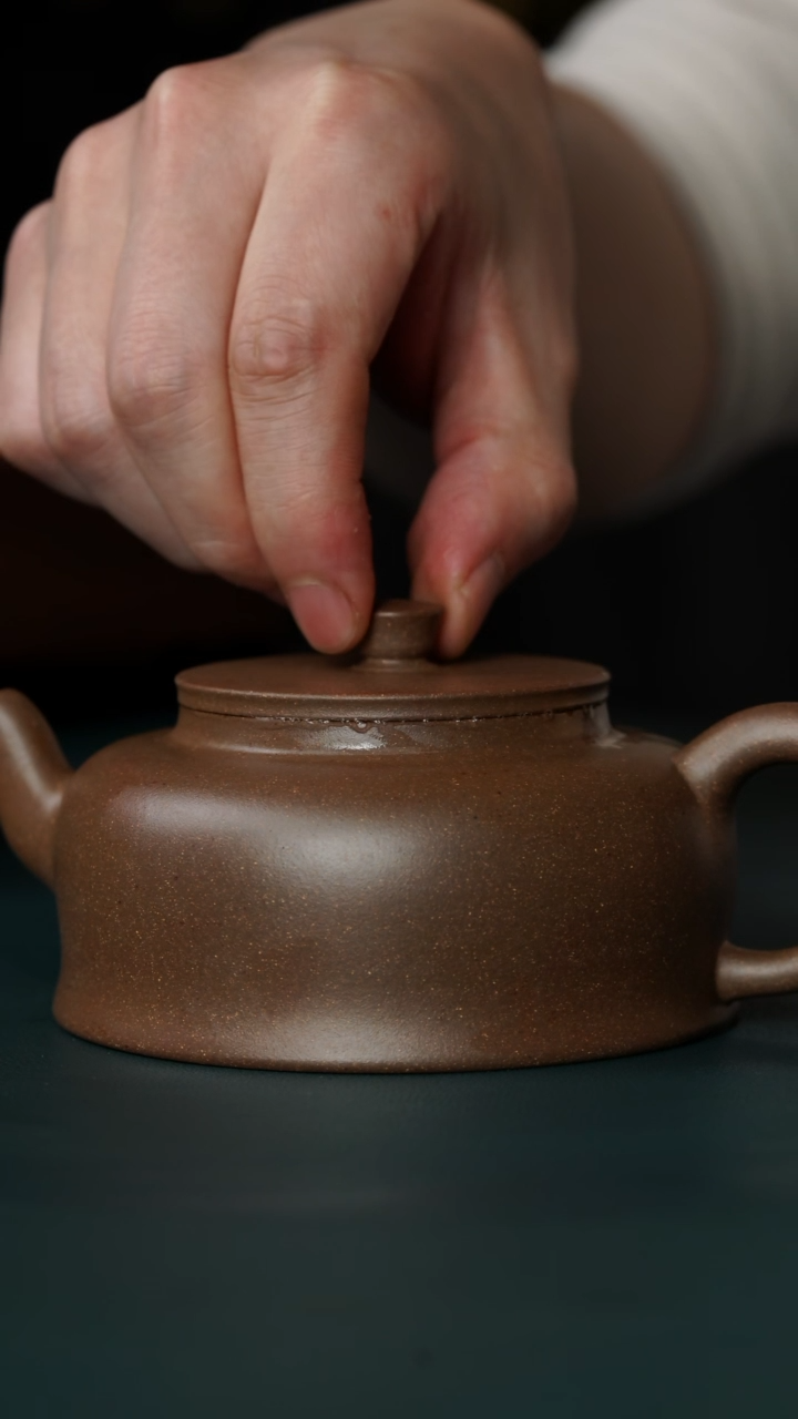 【闪购商品】紫砂茶壶退火松华无相240cc