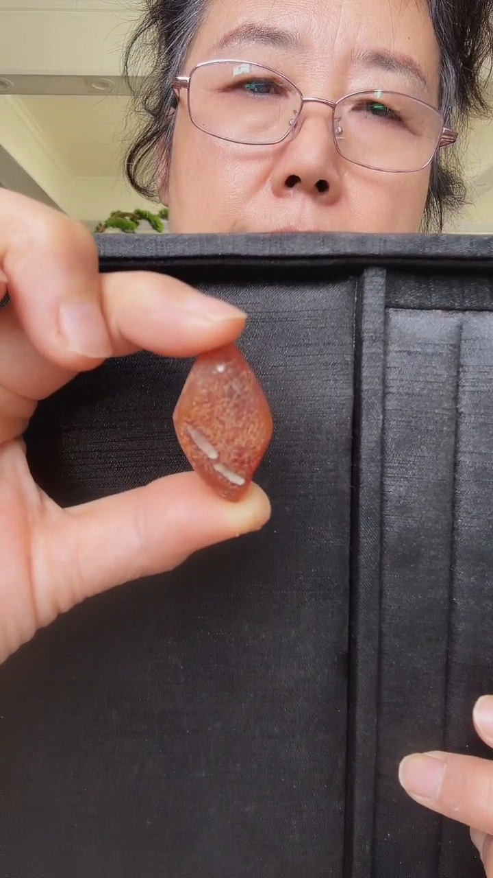 琥珀吊坠(不含链)未镶嵌这*子1