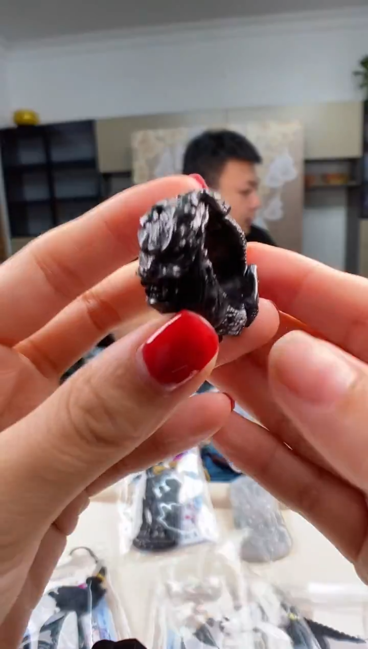 颈饰未镶嵌翡翠 多样性发其一