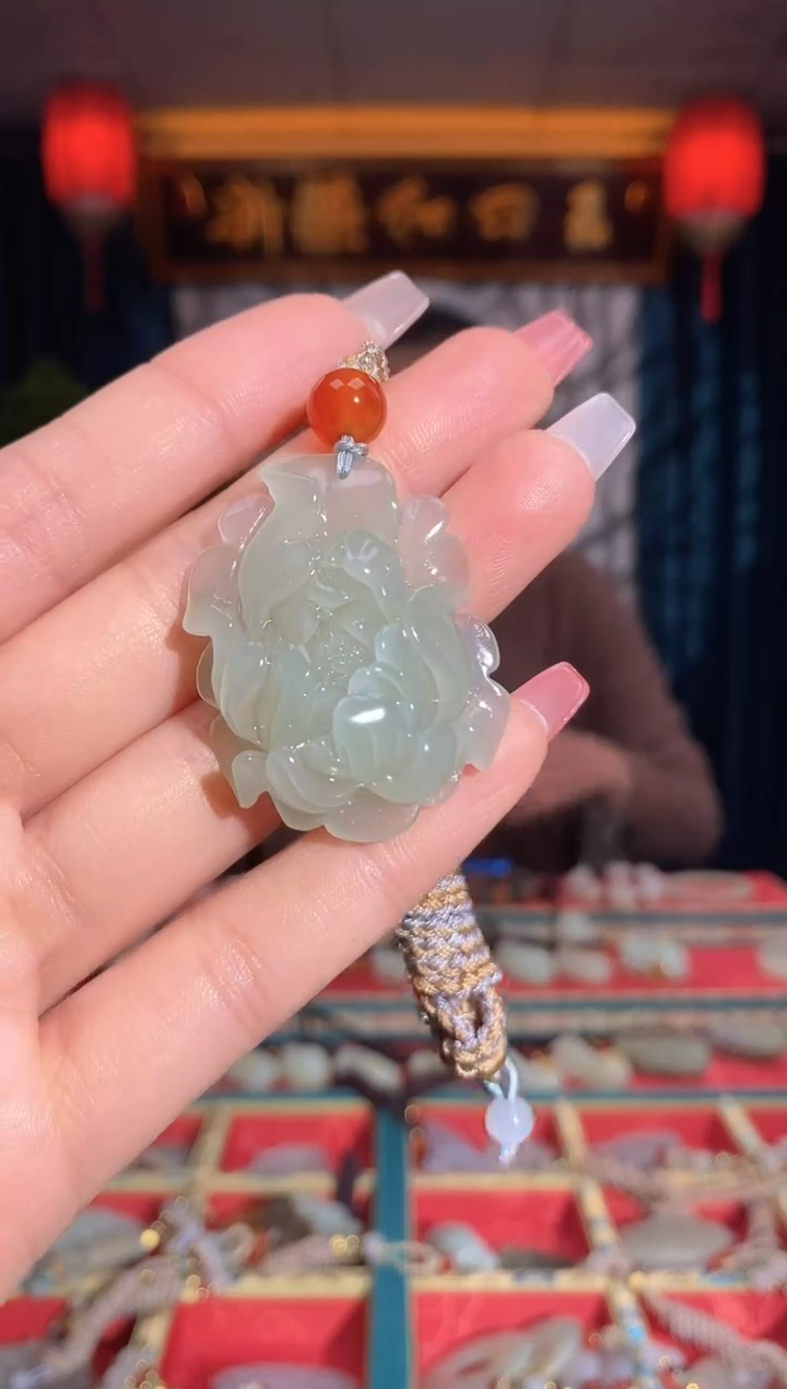 【闪购商品】和田玉颈饰未镶嵌牡丹花
