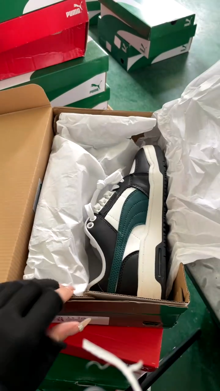 彪马时尚休闲运动鞋36M  MM41