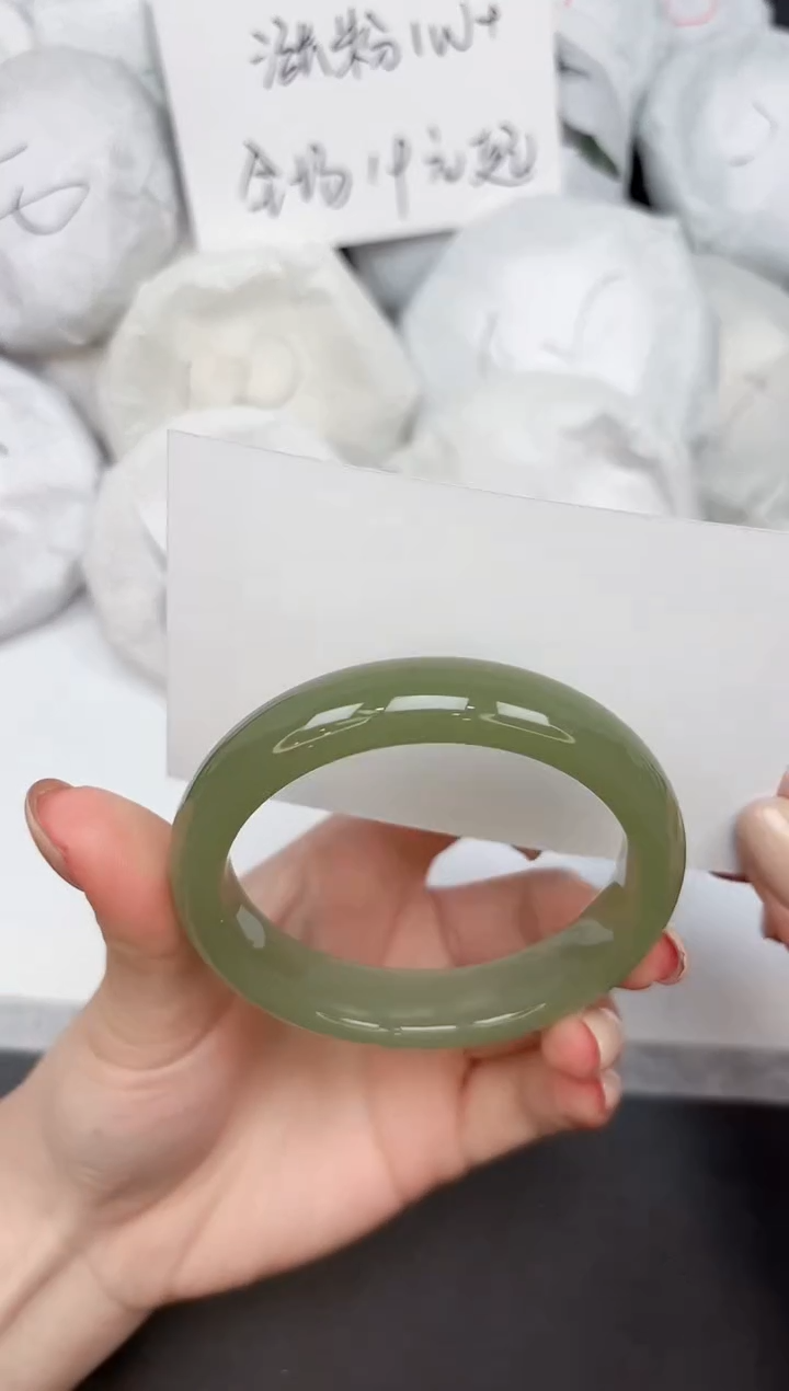 未镶嵌手镯石英质玉295/5455