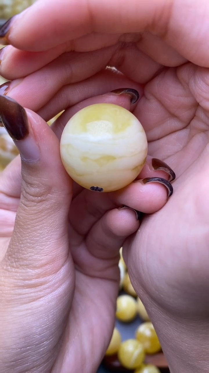 未镶嵌琥珀裸石蜜蜡.109