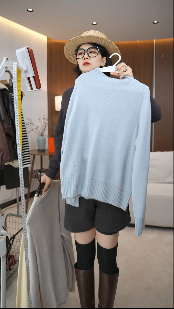 天空蓝针织衫~~~~~~~~~~~~