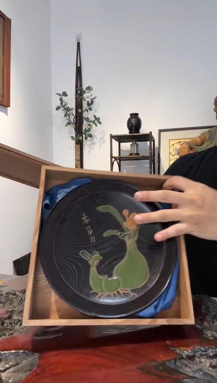 瓷片中古品个别存有岁月痕迹，谨慎下单哦~