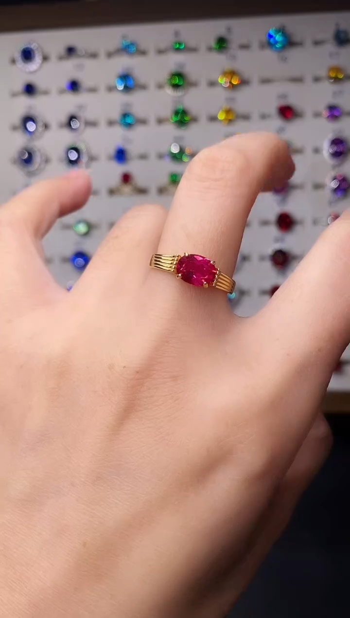 3克拉红宝石（处理）欧美风戒指