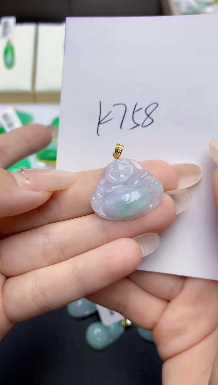 翡翠未镶嵌颈饰天然缅甸A货翡翠