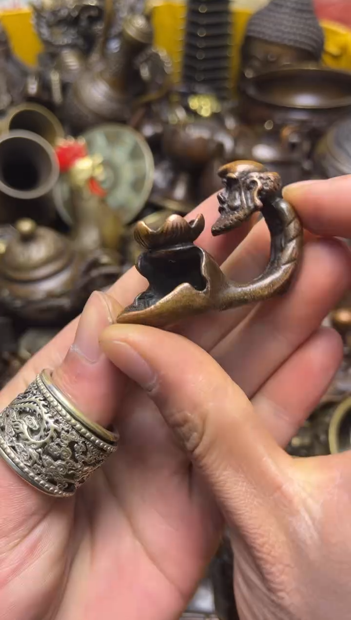 精美铜器，点击下单