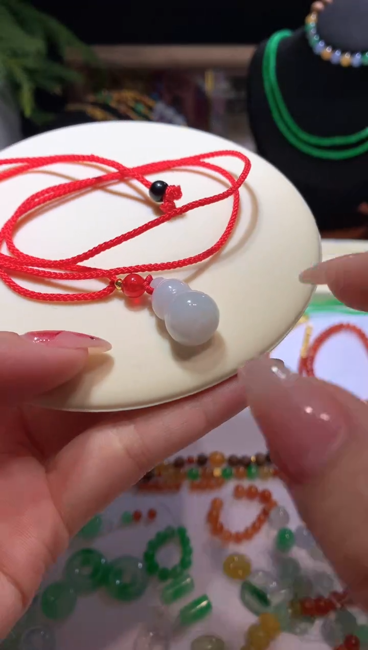 【闪购商品】定制翡翠未镶嵌葫芦 福利 1+0