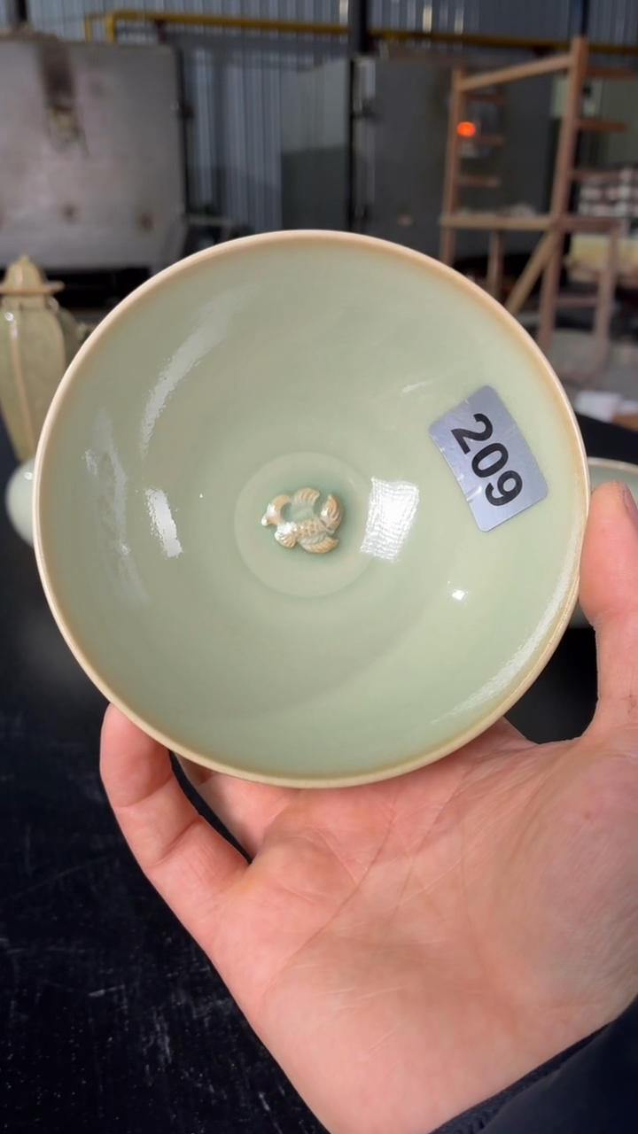 耀州窑仰山令*天青小碗微瑕209