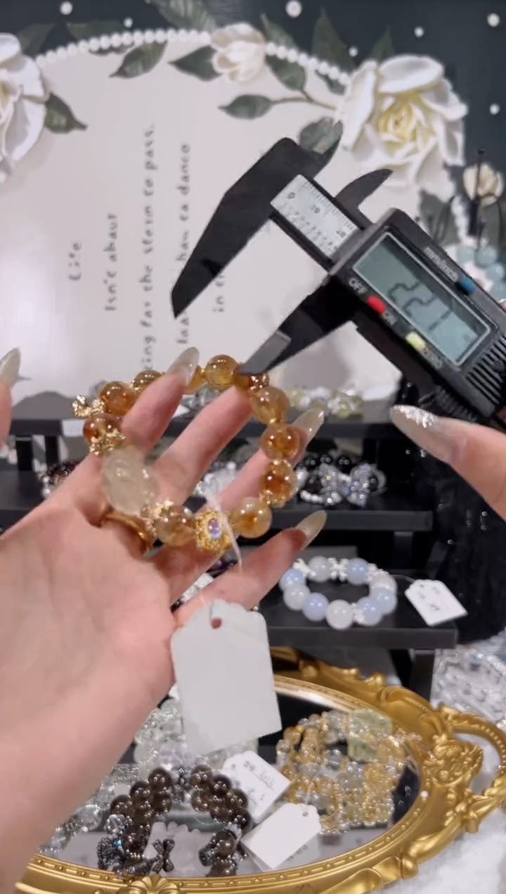 【闪购商品】水晶手链未镶嵌黄塔晶 多样性发货发其一