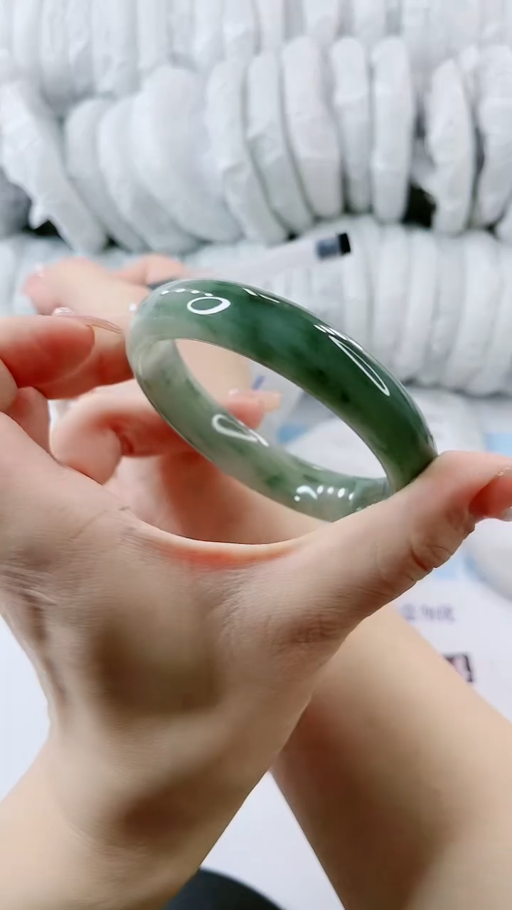 【闪购商品】石英质玉手镯未镶嵌0347168566-多样性发货