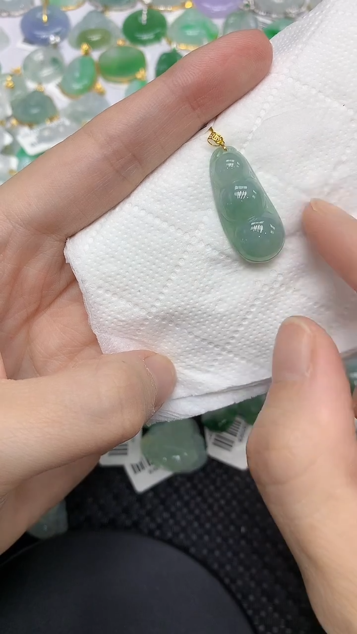 颈饰未镶嵌翡翠111111111