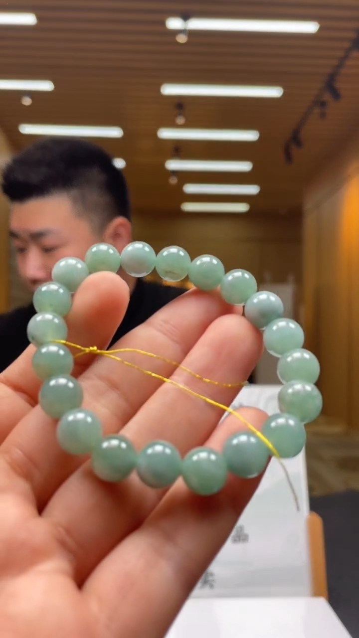 【闪购商品】翡翠颈饰未镶嵌********10