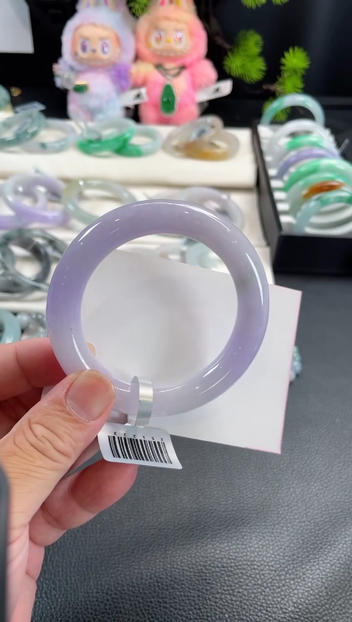 翡翠手镯未镶嵌58圆条