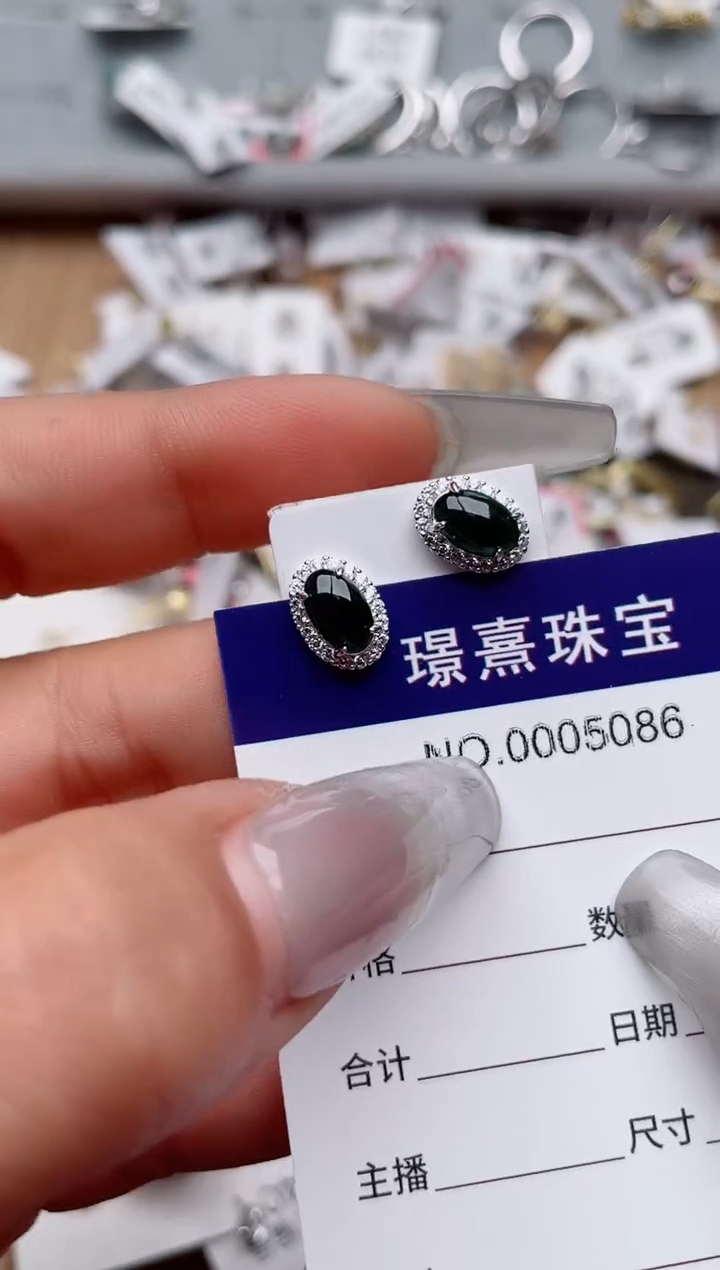 【闪购商品】翡翠戒指银S925镶嵌、