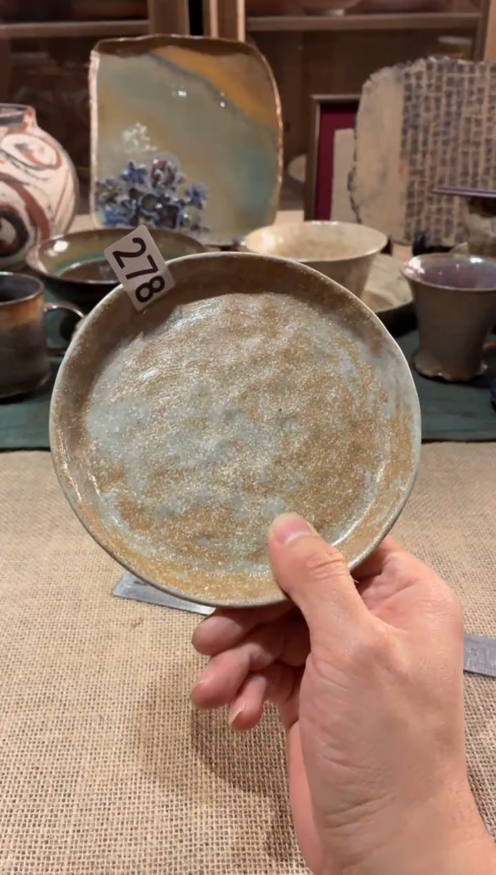 瓷片r****n278黄色手工小碟1个