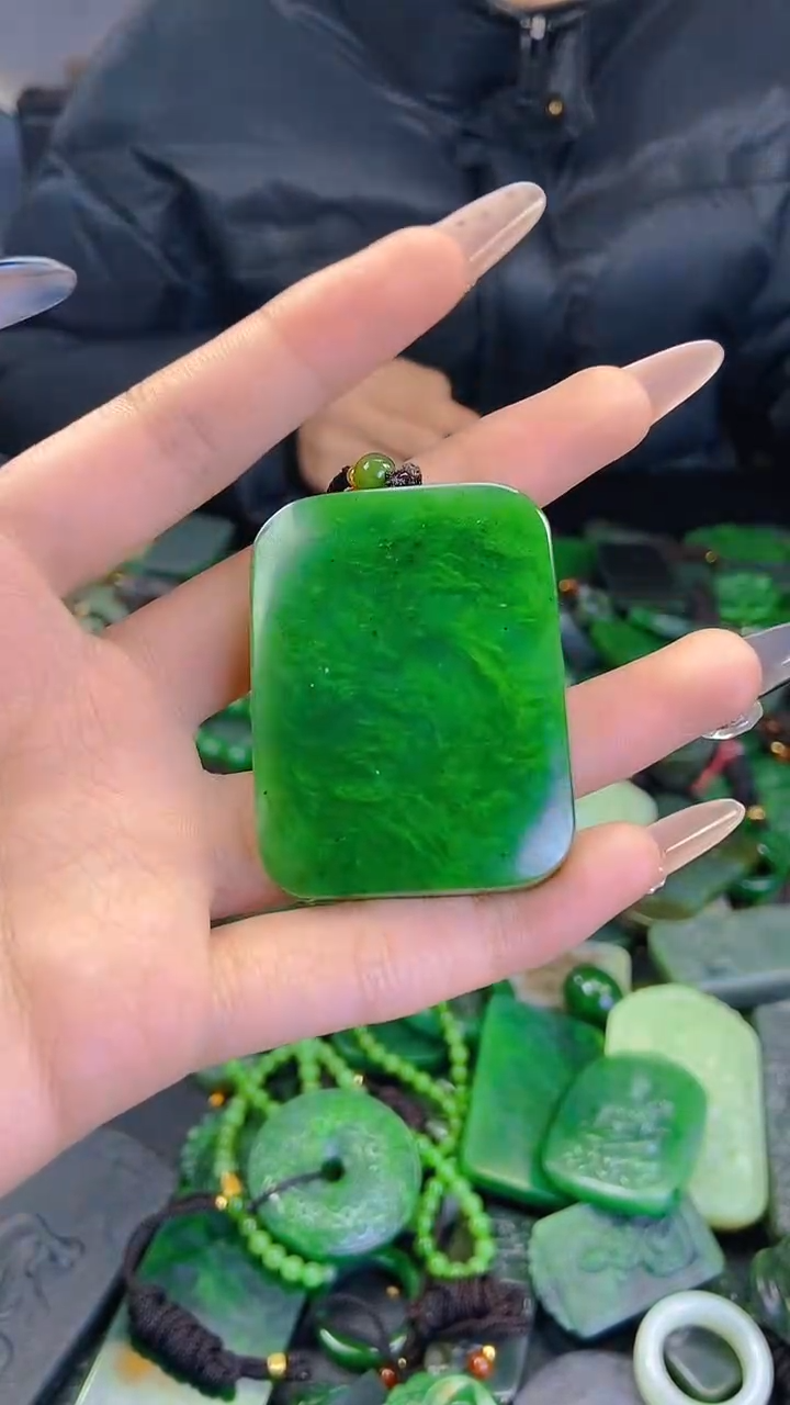 颈饰未镶嵌和田玉11