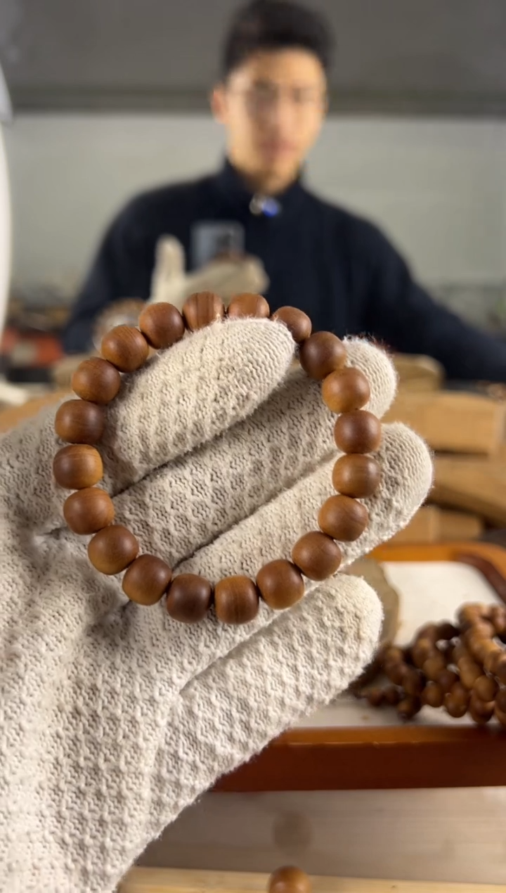 【闪购商品】檀香木其他极系列塞勒姆官仓9*10横黑焦糖奶甜醇