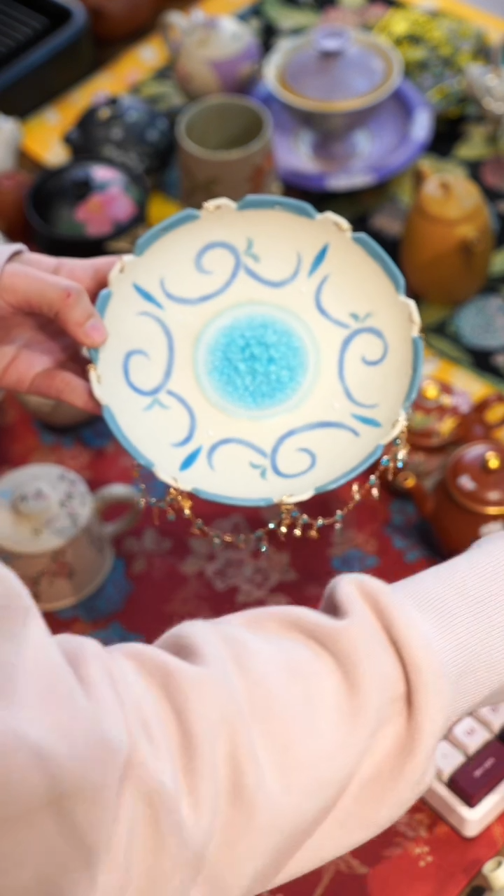 【闪购商品】瓷片白色珠珠首饰台大碗茶的茶