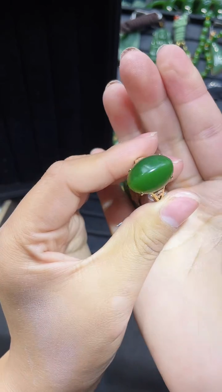 【闪购商品】和田玉戒指18K金镶嵌多样性发一