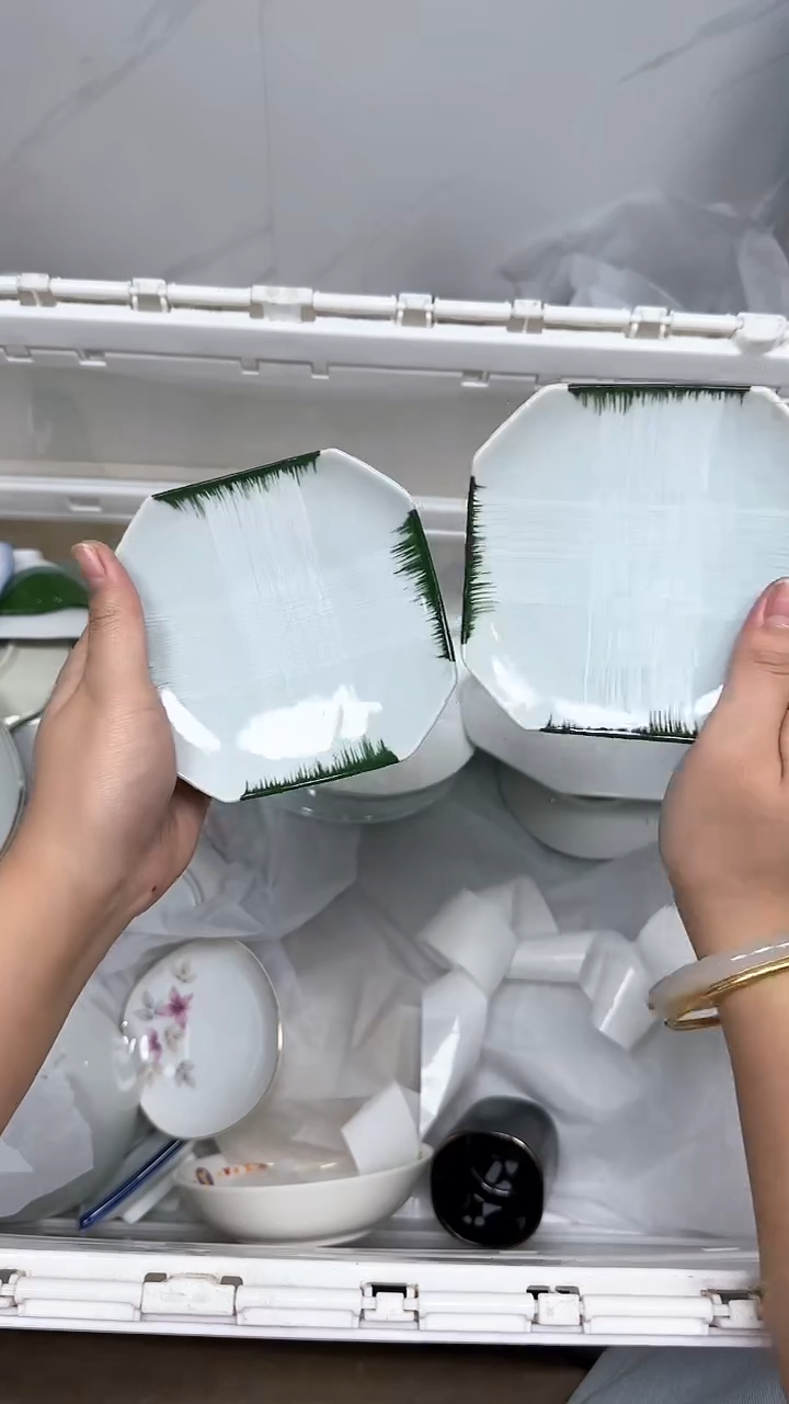 【闪购商品】1439回流瓷器默认微瑕，18.8包邮