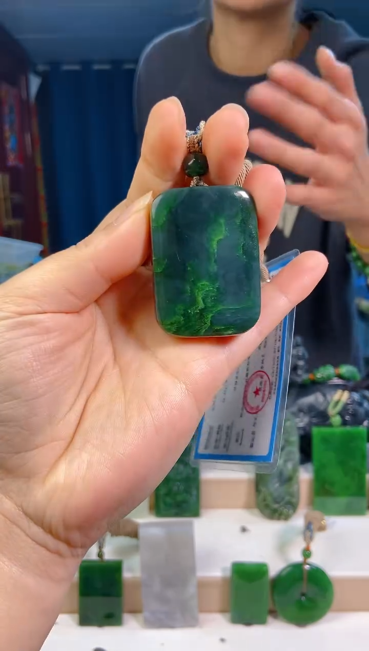 【闪购商品】和田玉挂件未镶嵌1