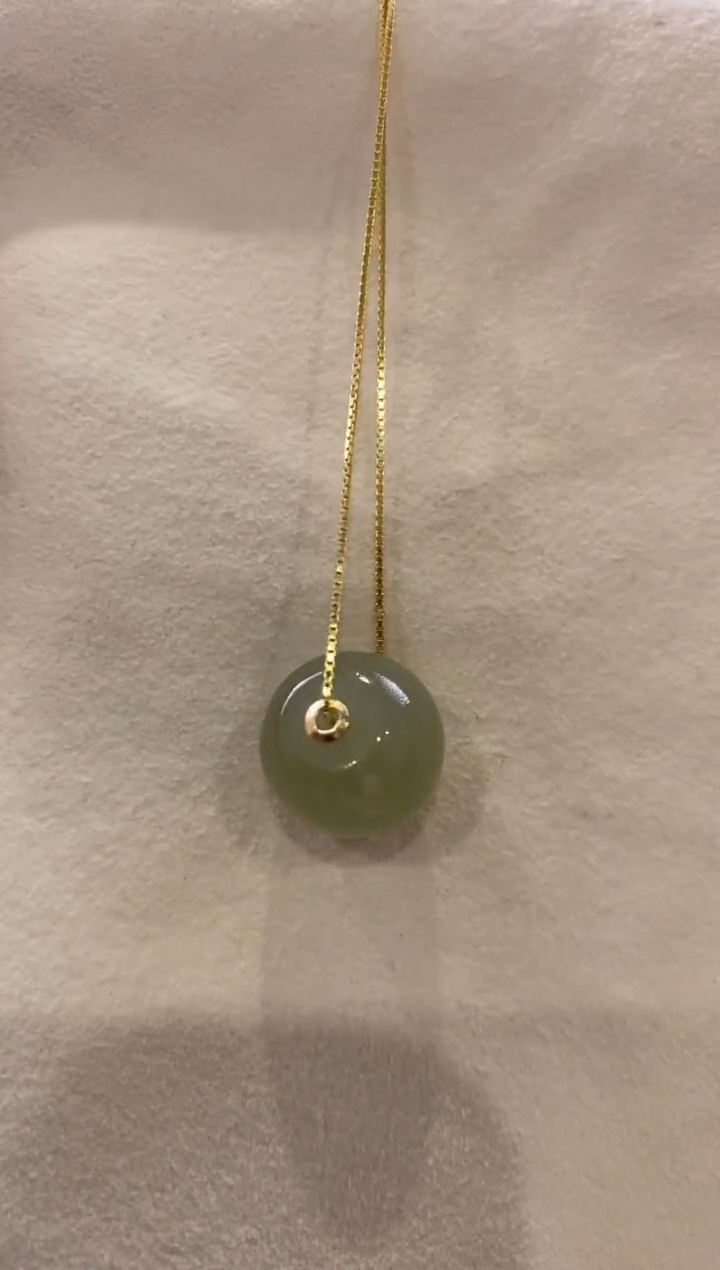 和田玉18K金镶嵌吊坠(赠链)zq