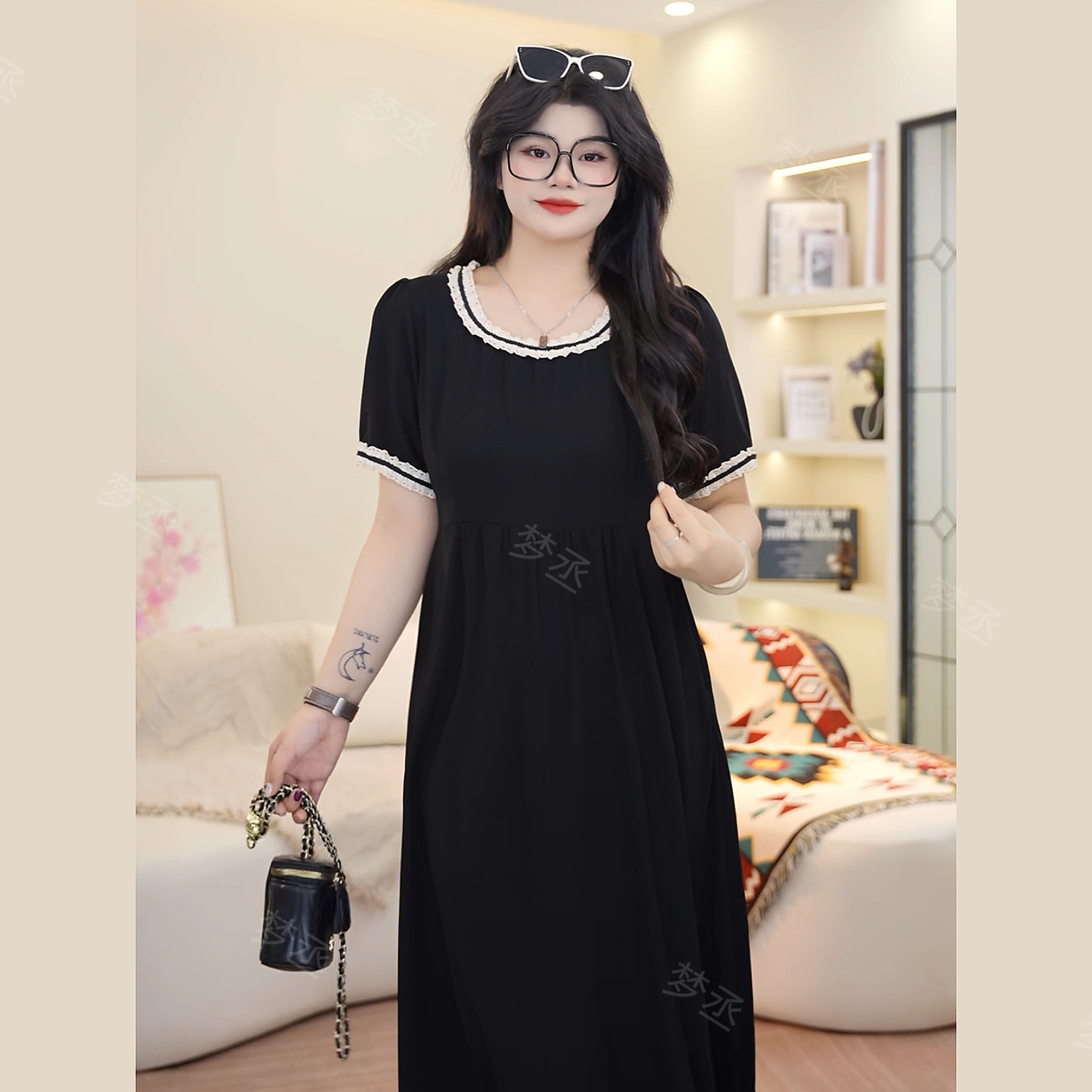 梦丞【巴黎记忆】大码女装夏季设计感蕾丝花边气质优雅短袖连衣裙