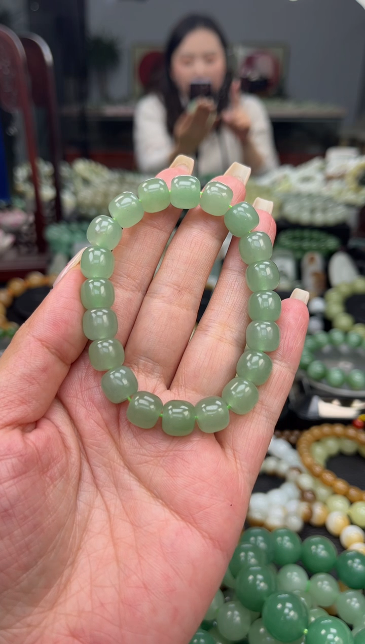 【闪购商品】东陵石手串未镶嵌新疆阿克苏翠玉卡10
