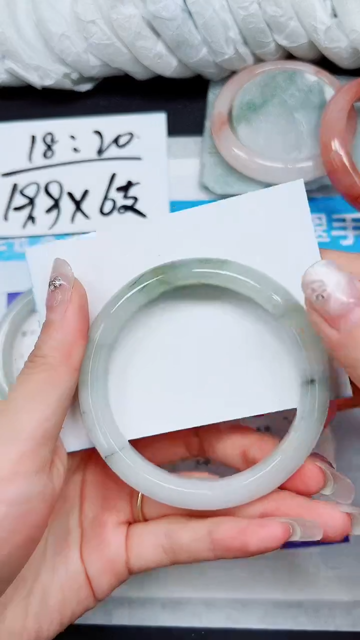 【闪购商品】石英质玉手镯未镶嵌A11-59`60`