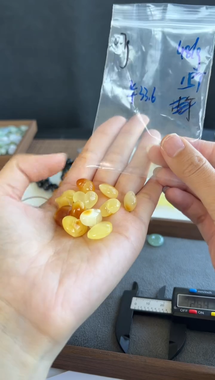 蜜蜡颈饰未镶嵌308号买断多样性发一