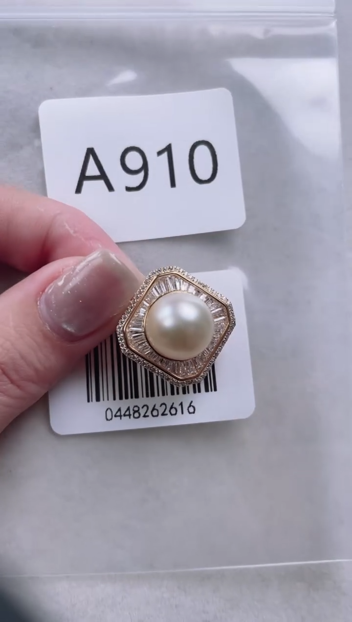 【闪购商品】海水珍珠吊坠银S925镶嵌A910