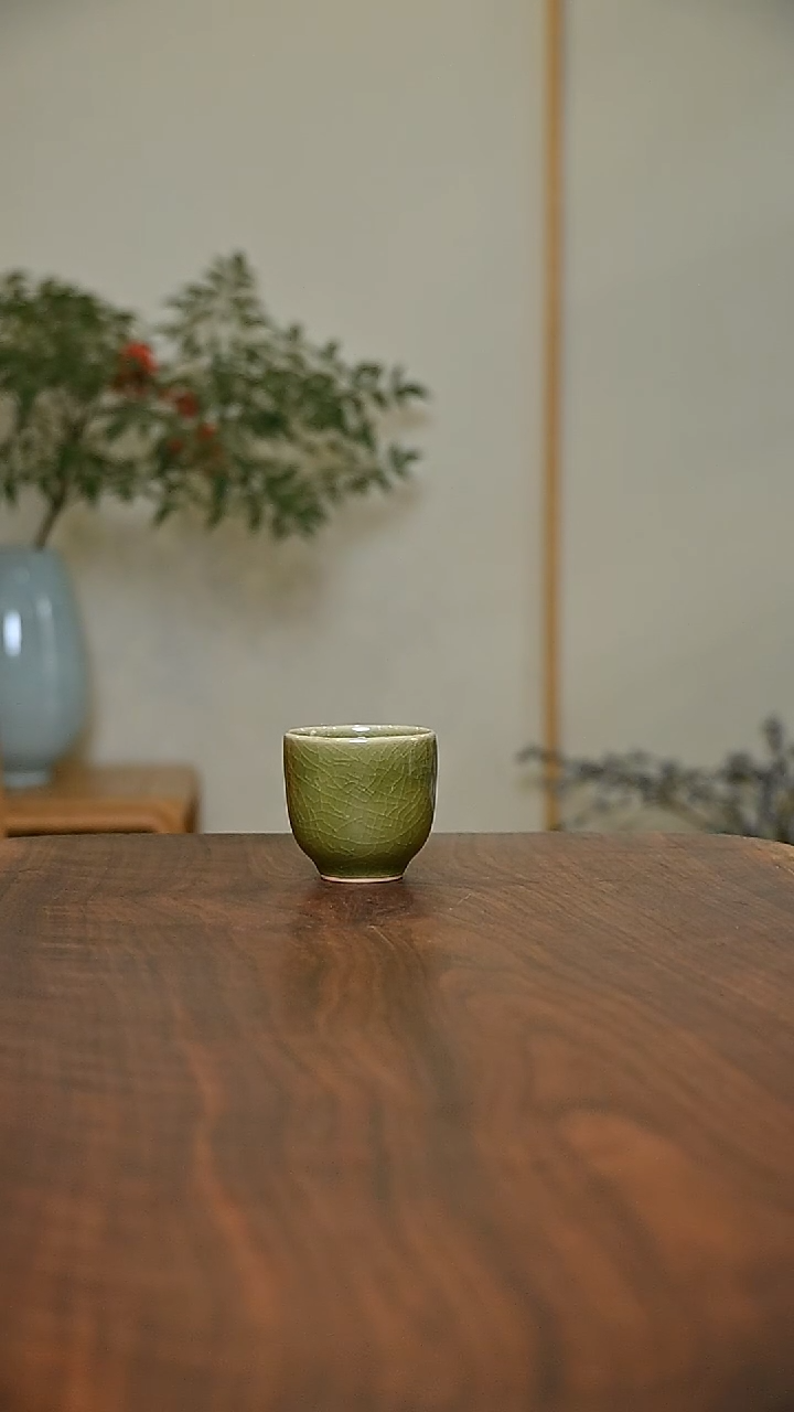 闻香杯 矿石釉 微瑕 无款