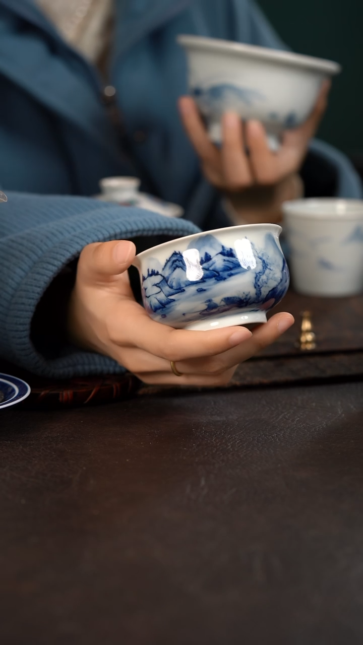 【闪购商品】杯HLX陶瓷山水茶碗杯 随机