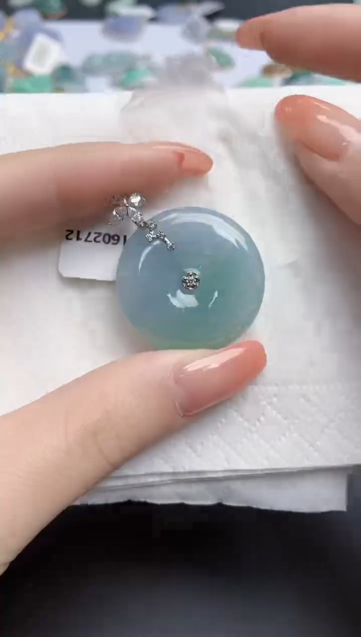 【闪购商品】翡翠颈饰18K金镶嵌天然缅甸翡翠A货