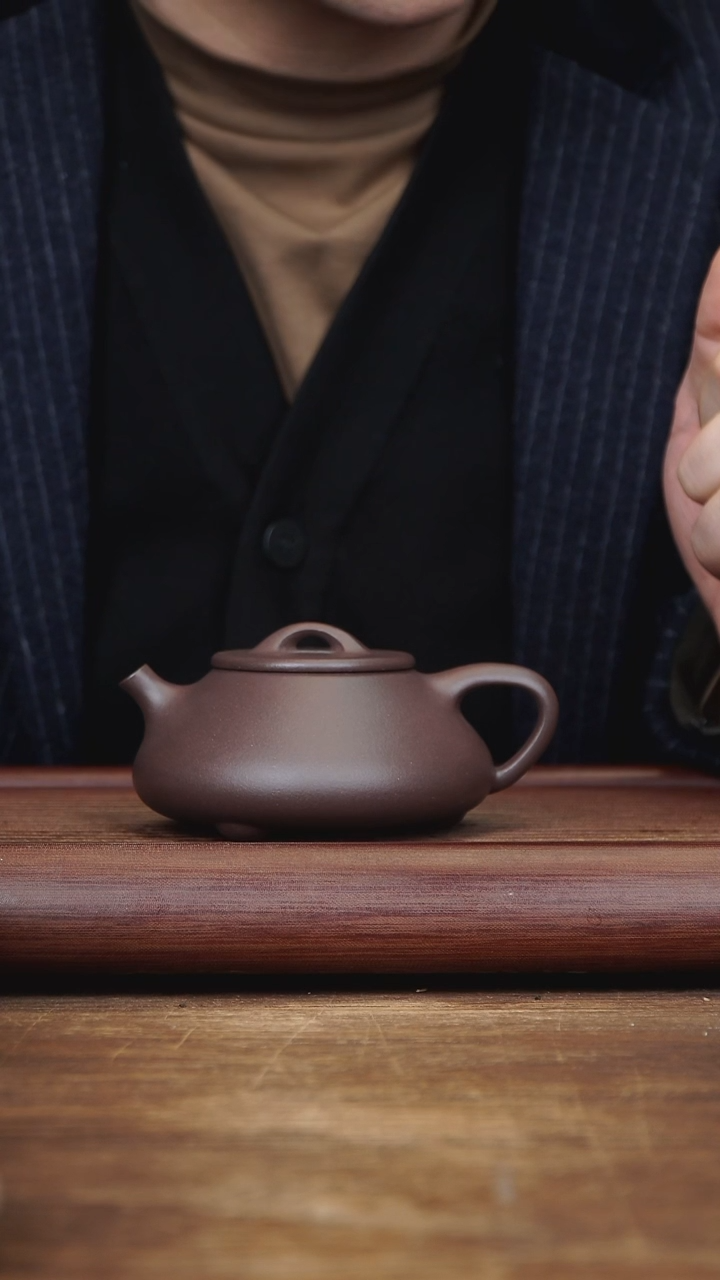 【闪购商品】紫砂茶壶220ml 正高作品 小石瓢 紫泥