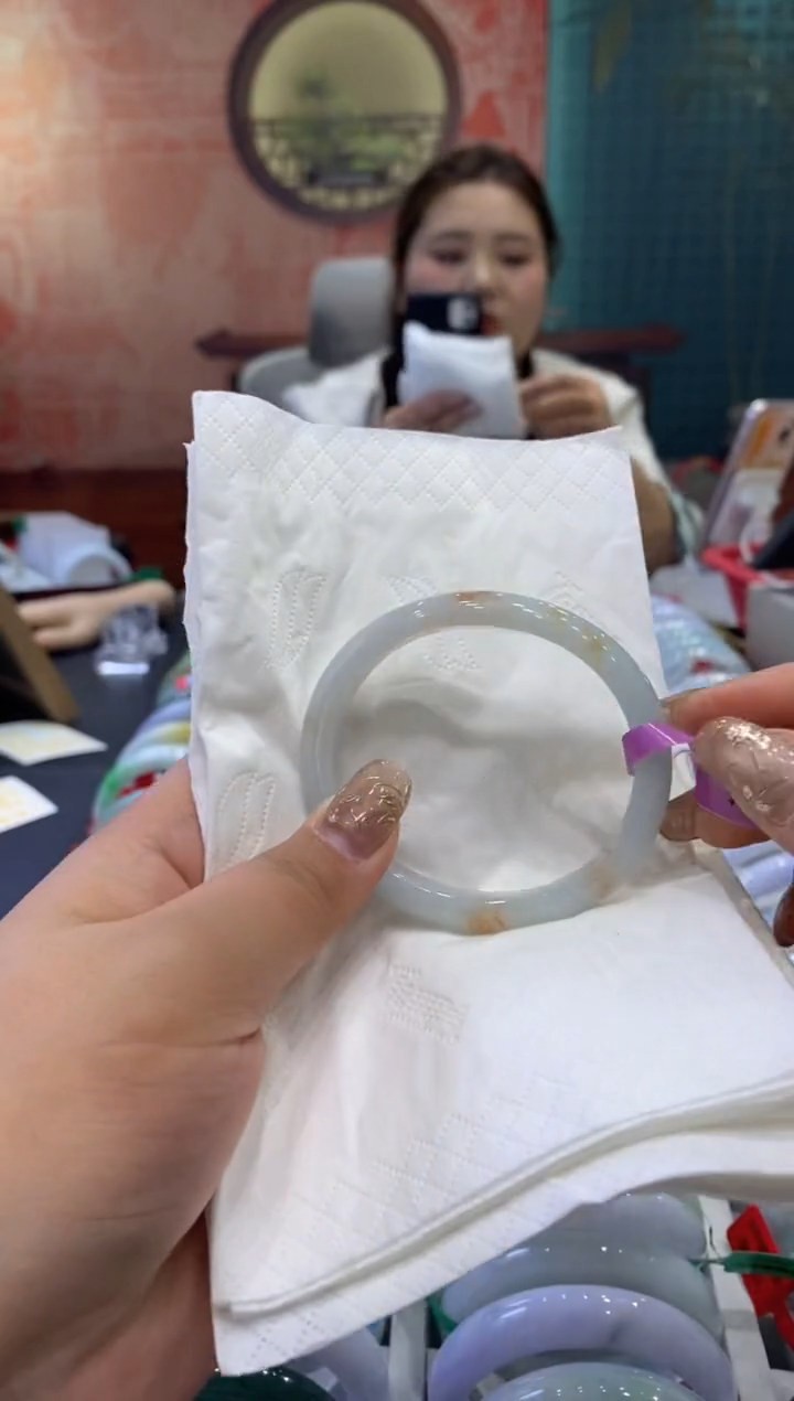 【闪购商品】翡翠手镯未镶嵌多人005371