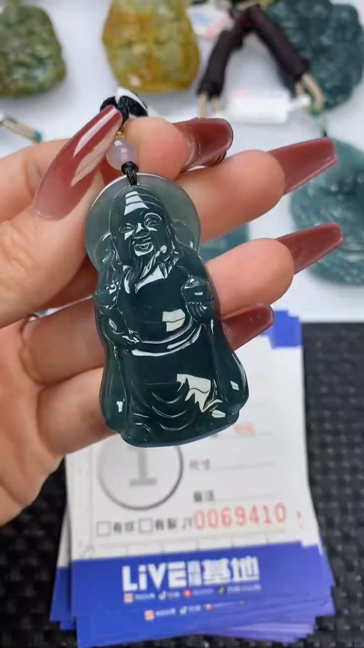 【闪购商品】翡翠颈饰未镶嵌1111111111111111