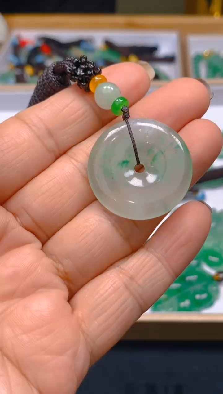 【闪购商品】石英质玉颈饰未镶嵌冰美人非洲翠045