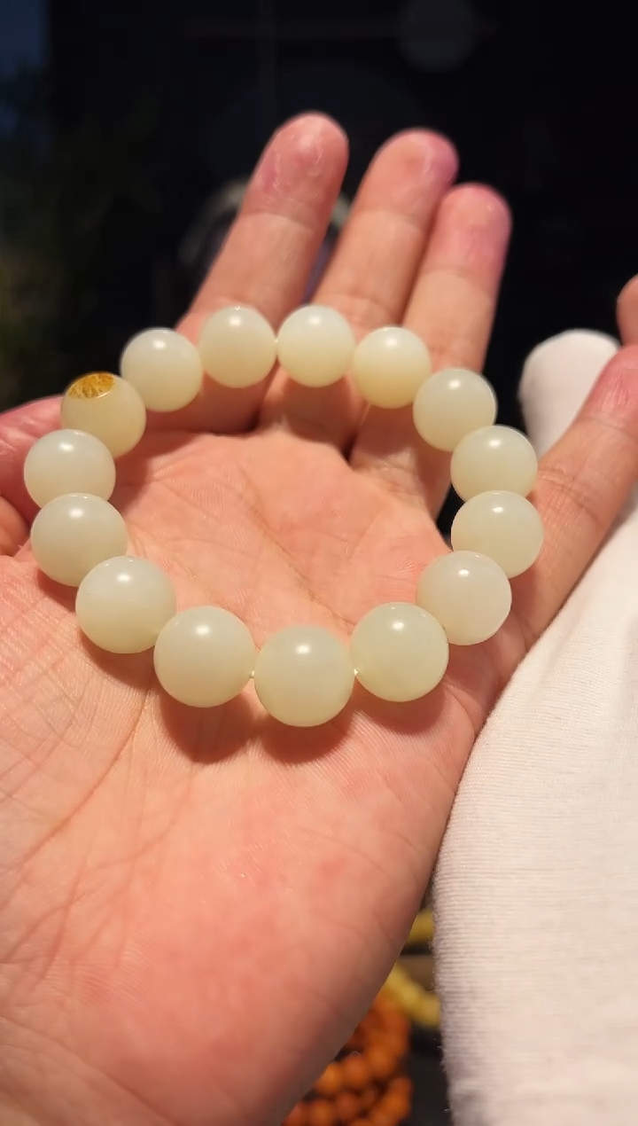 手串未镶嵌和田玉14+单圈