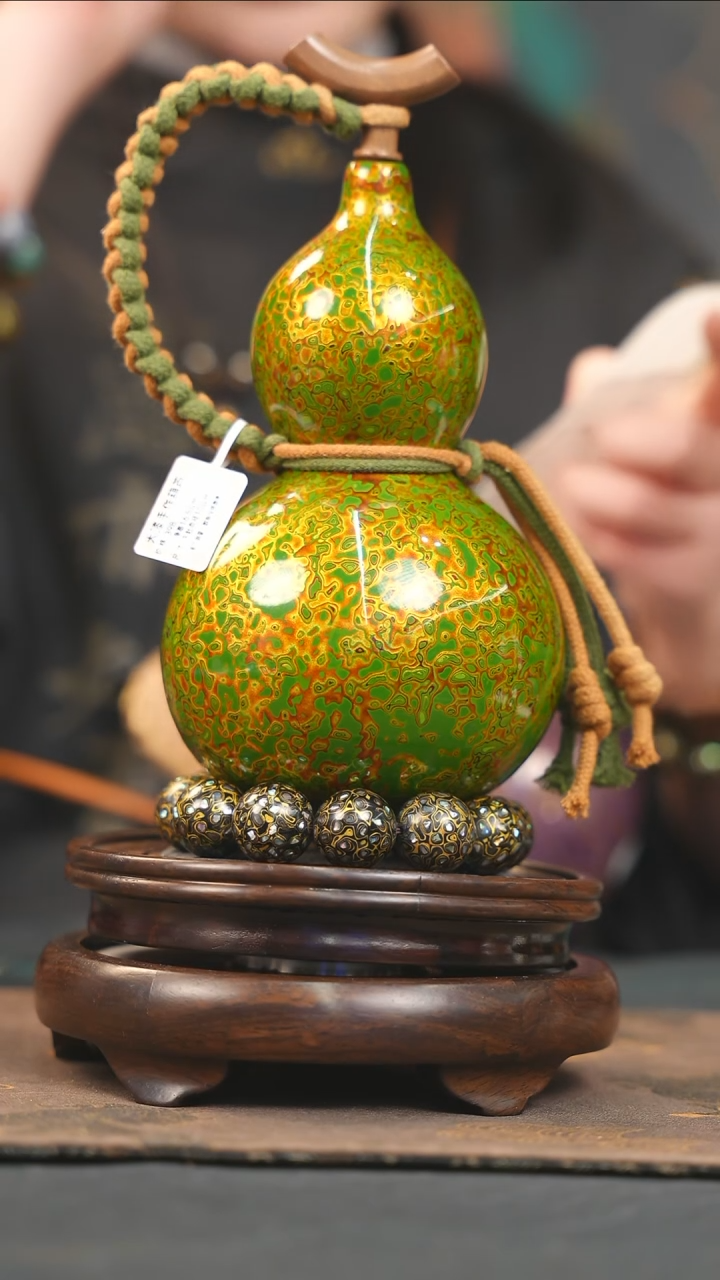 【闪购商品】YK174漆艺酒葫芦不包手串及旋转底座