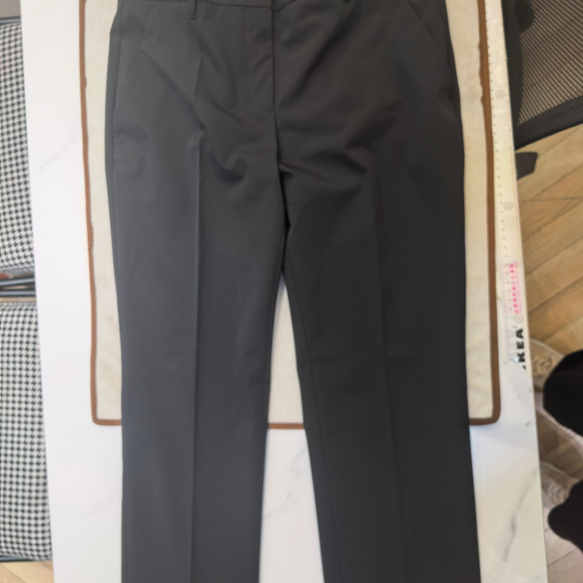 95新 Prada/普拉达 女裤40码黑色/250911LDRJJ09